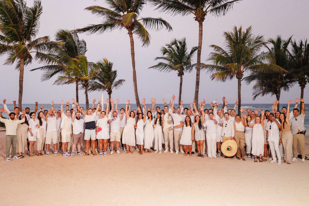 Corporate Retreat Trends of 2025: A Year of Conversations at a Glance